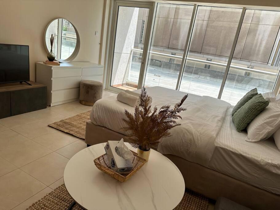 Luxury Near Burj Khalifa Apartment Dubai