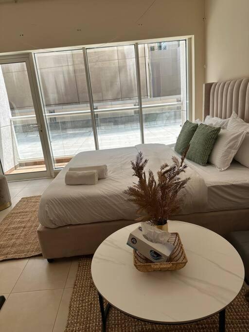 Luxury Near Burj Khalifa Apartment