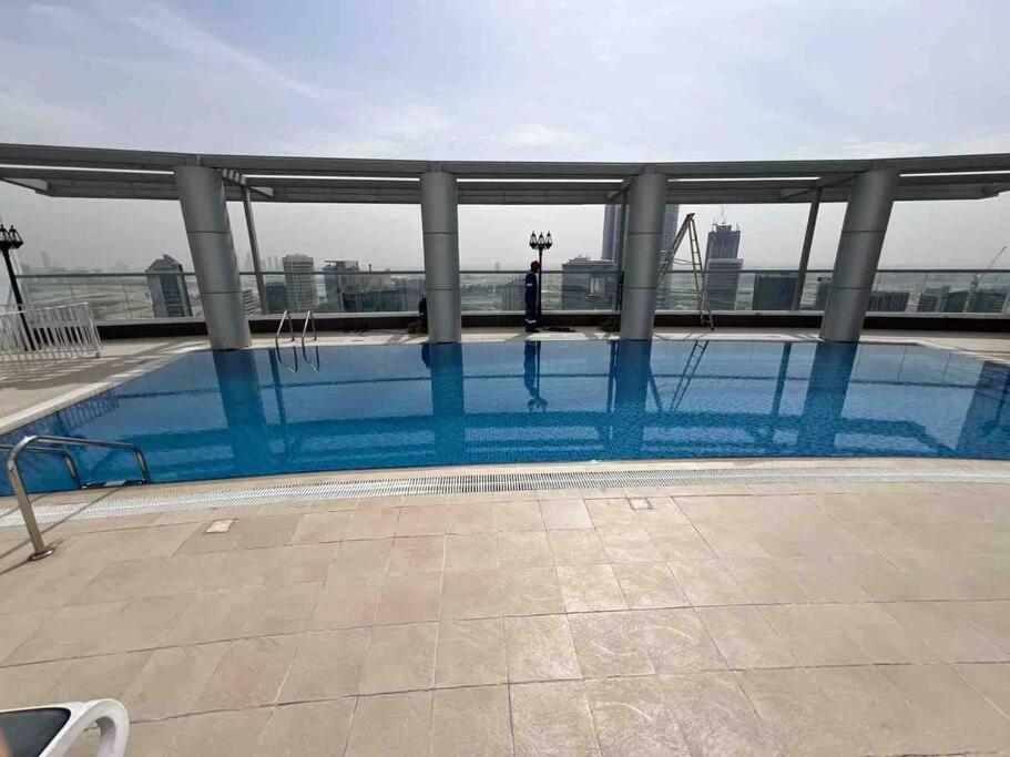 Luxury Near Burj Khalifa *